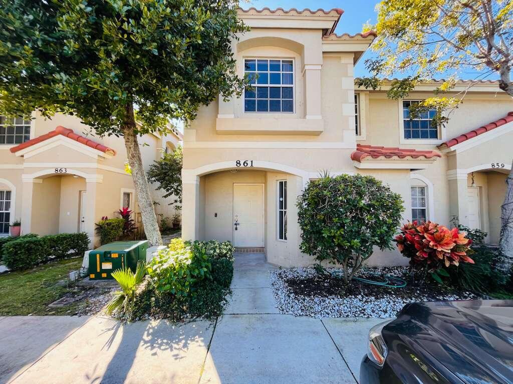 861 Summit Lake Drive, Unit 861 West Palm Beach, FL 33406 - Photo 1 of 23 11