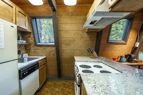 $765,000 | 16845 Northwoods Boulevard, Truckee, CA 96161
