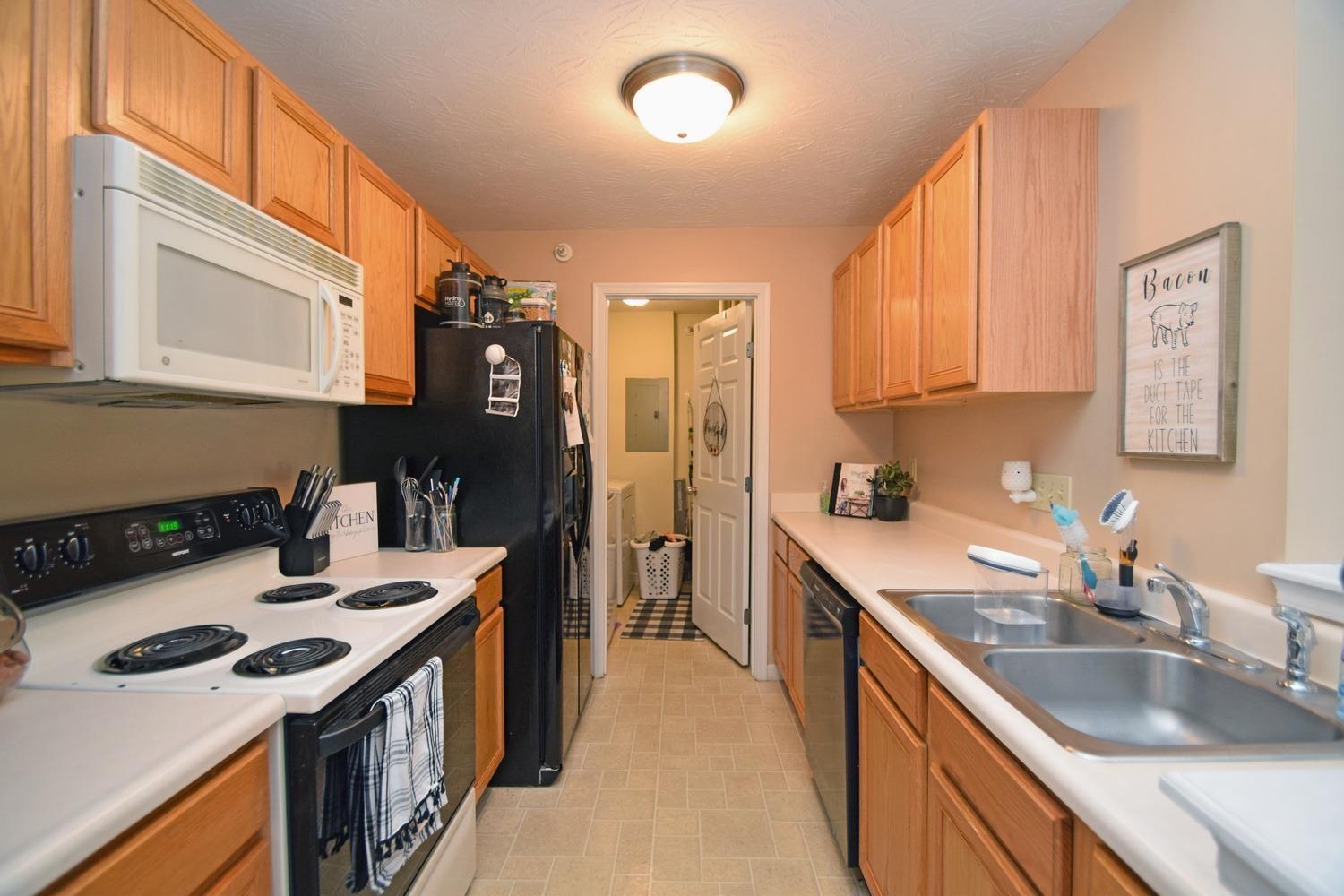 4561 Foley Road, Unit 9 Cincinnati, OH 45238 - Photo 8 of 17 Gallery Image 8