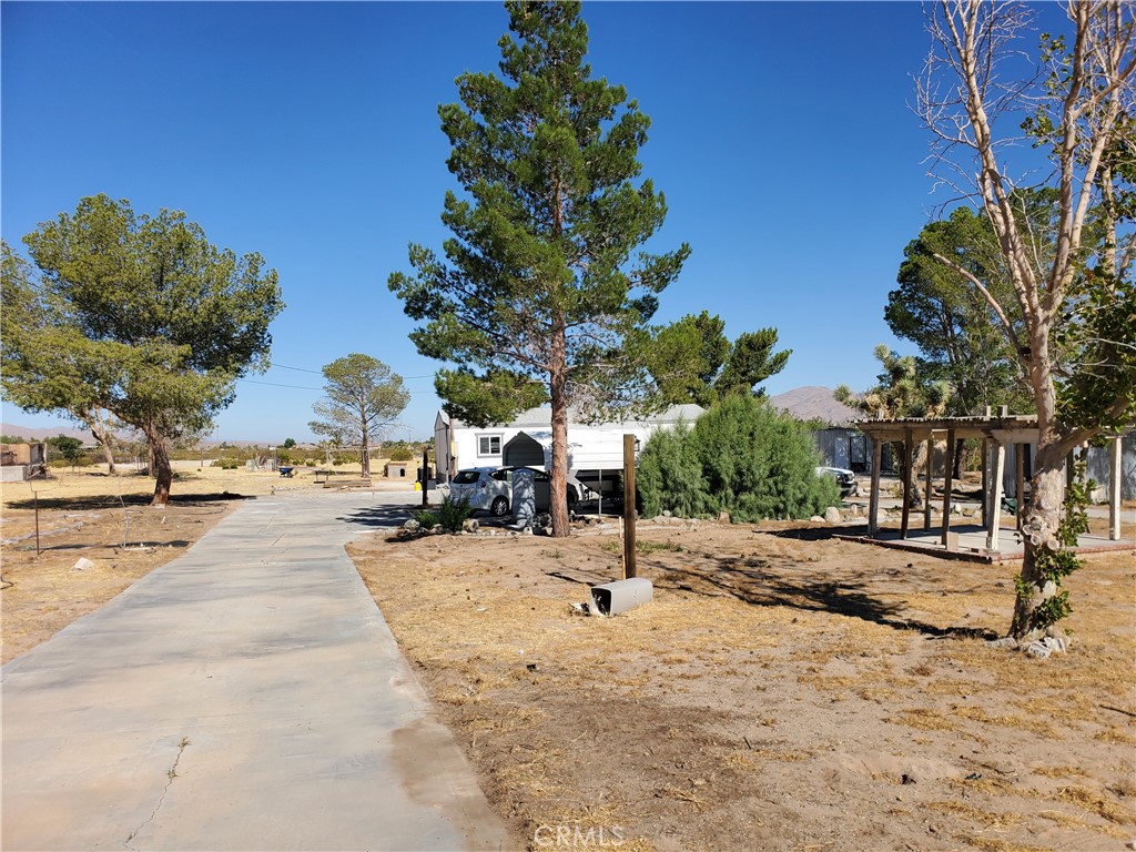 9870 Cody Road Lucerne Valley, CA 92356 - Photo 35 of 37