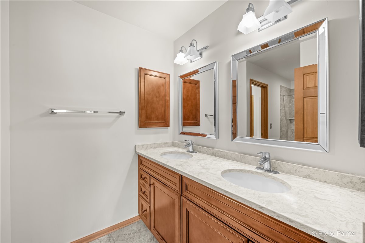 221 Foxmoor Road Fox River Grove, IL 60021 - Photo 7 of 29