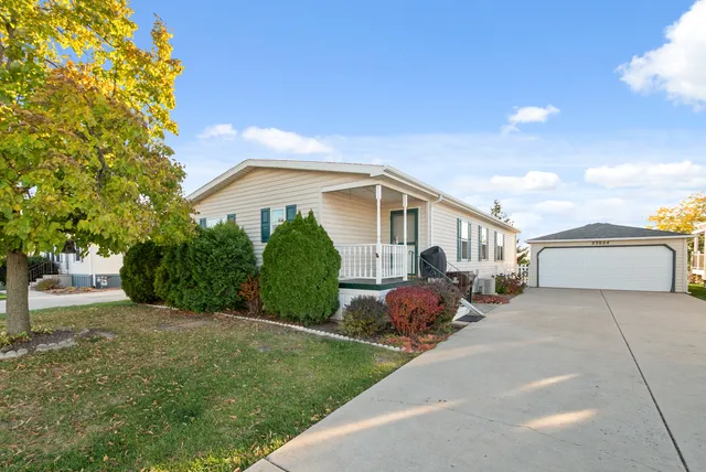 $94,900 | 23024 South Big Run Drive, Frankfort, IL 60423