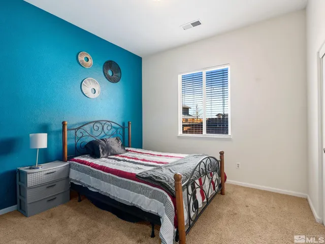 a view of sitting area with furniture