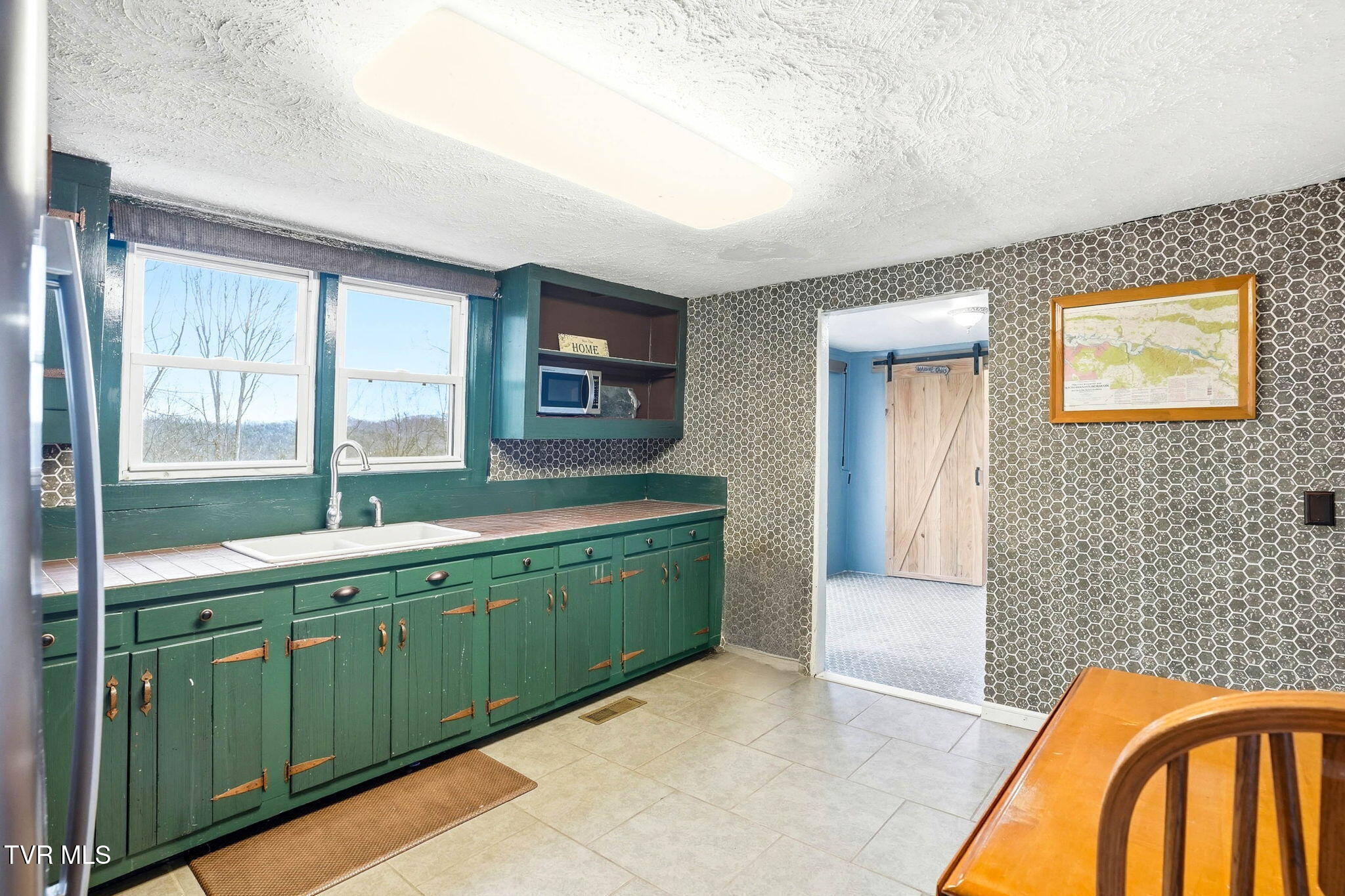 385 Witcher Pvt Drive Bristol, TN 37620 - Photo 11 of 28 11