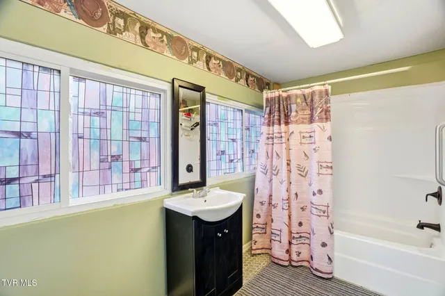 $139,900 | 385 Witcher Pvt Drive, Bristol, TN 37620