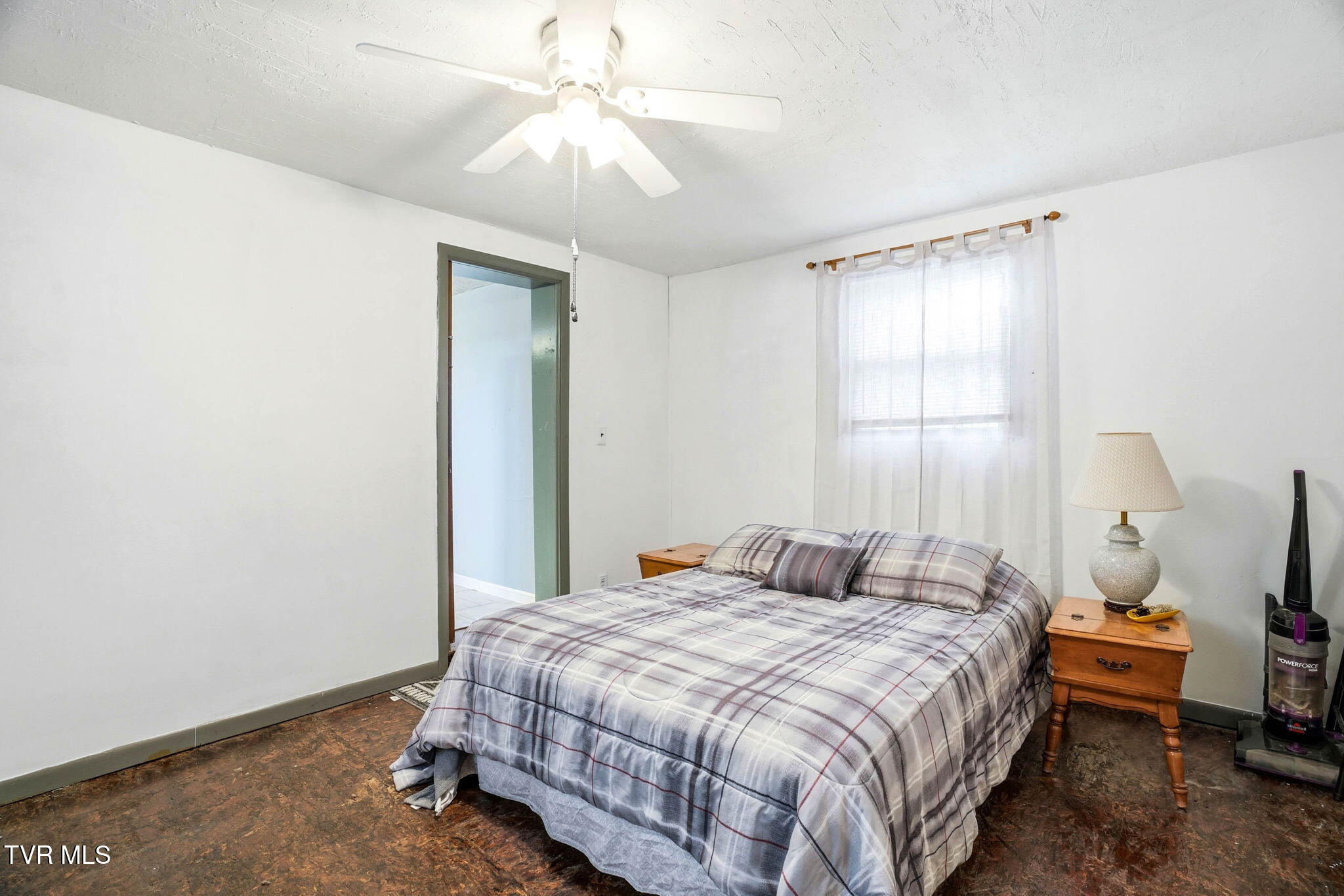 385 Witcher Pvt Drive Bristol, TN 37620 - Photo 17 of 28 17