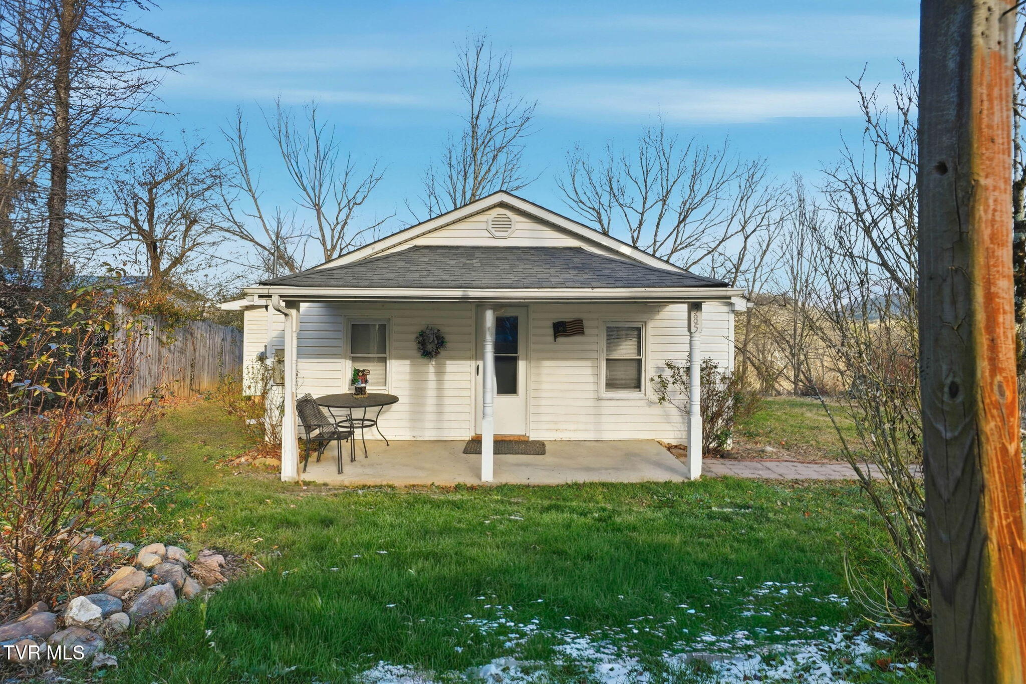 385 Witcher Pvt Drive Bristol, TN 37620 - Photo 2 of 28 2