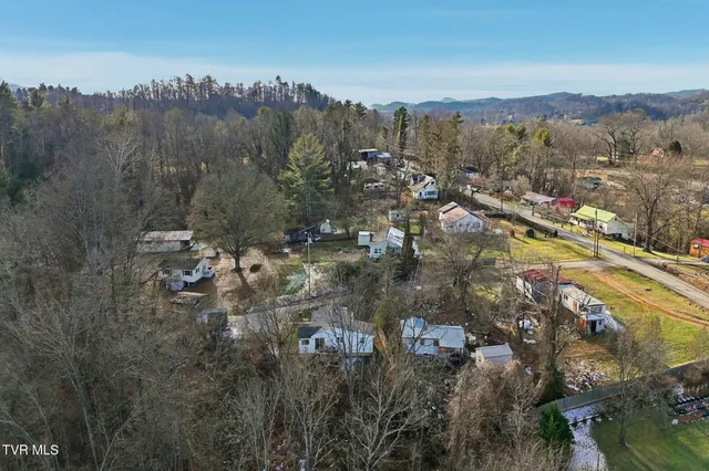 $139,900 | 385 Witcher Pvt Drive, Bristol, TN 37620