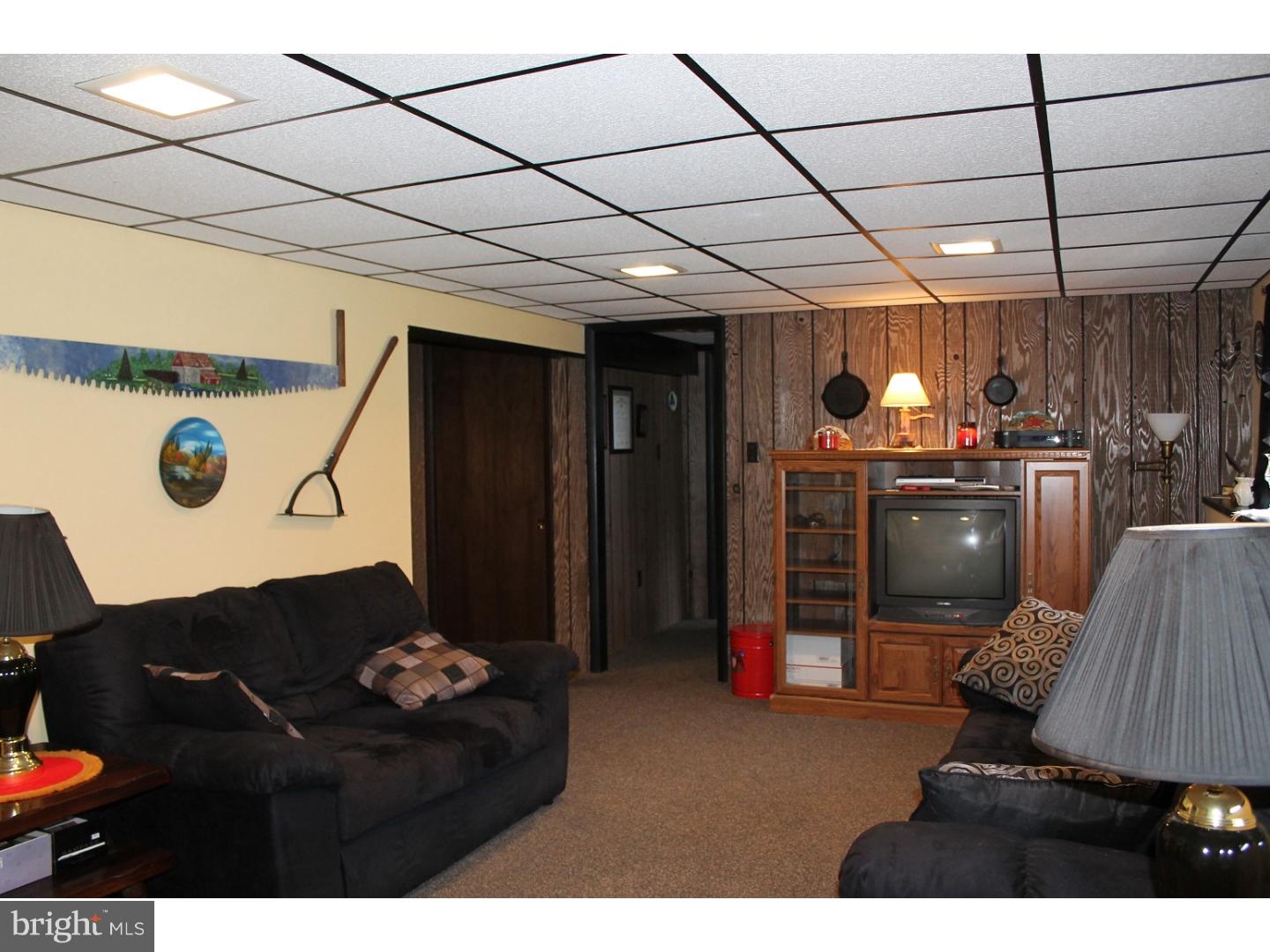 31 2nd Mountain Road Pine Grove, PA 17963 - Photo 13 of 23 Gallery Image 13