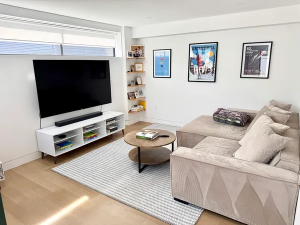 $6,950 | 22 Parker Street, Unit 22R, Boston, MA 02129