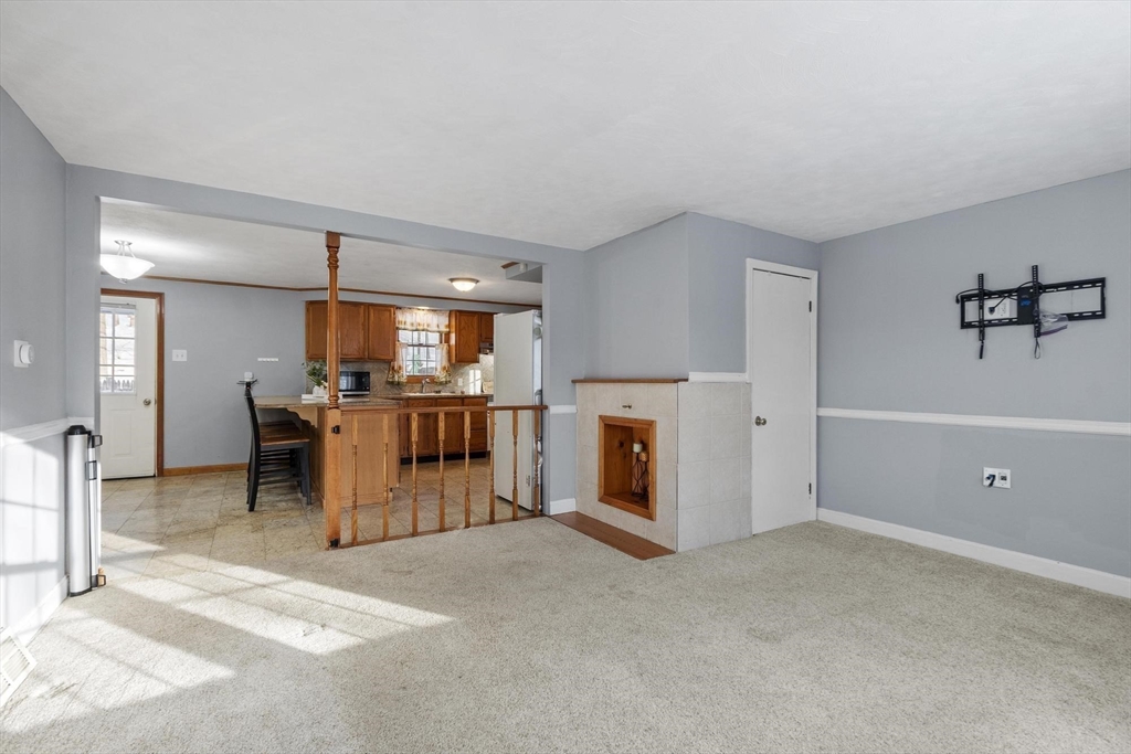 128 Manning Street Hudson, MA 01749 - Photo 12 of 42