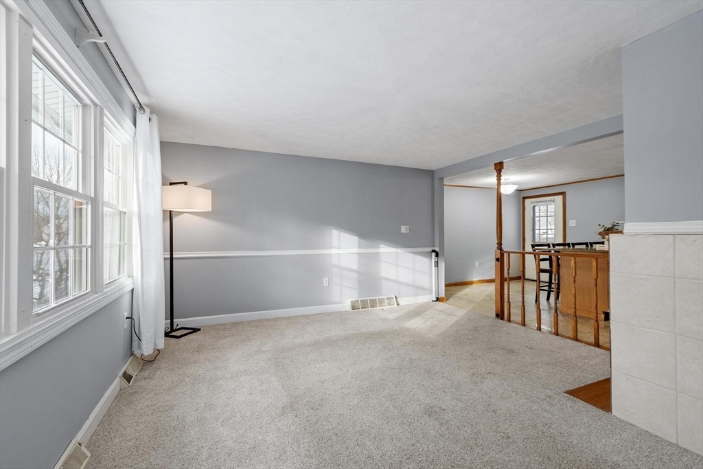 128 Manning Street Hudson, MA 01749 - Photo 13 of 42