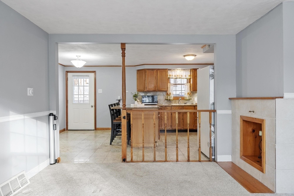 128 Manning Street Hudson, MA 01749 - Photo 14 of 42