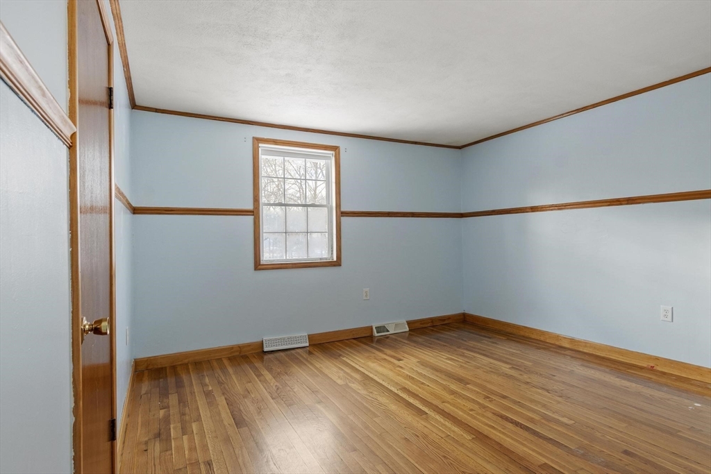 128 Manning Street Hudson, MA 01749 - Photo 15 of 42