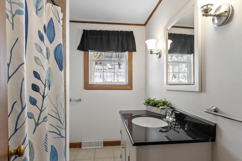 128 Manning Street Hudson, MA 01749 - Photo 24 of 42