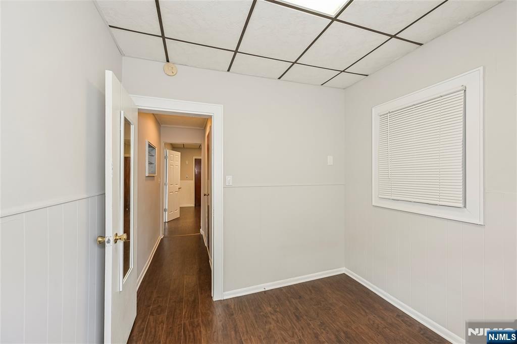 250 Degraw Avenue Teaneck, NJ 07666 - Photo 12 of 14 Gallery Image 12