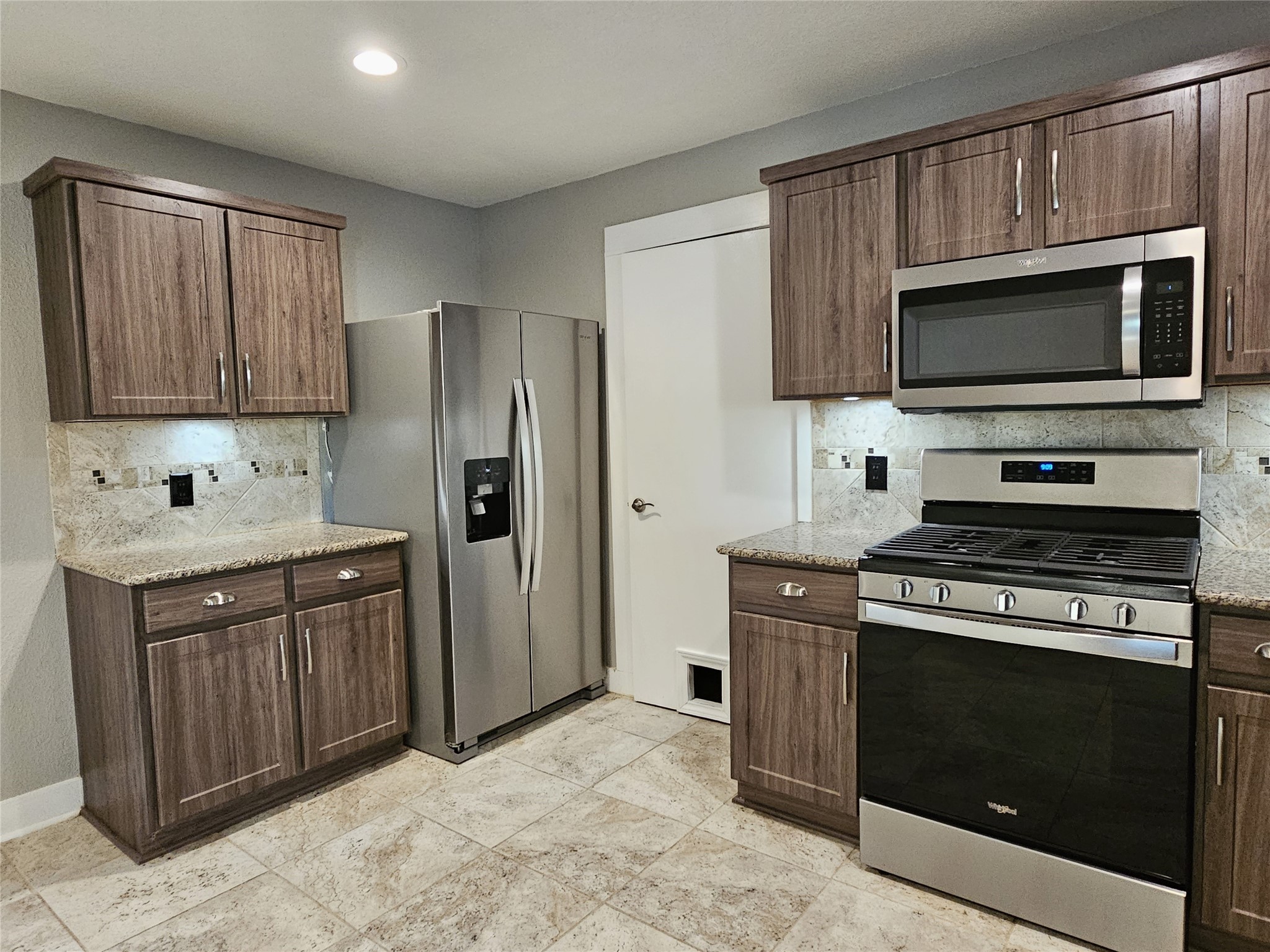 3932 Haleys Way Round Rock, TX 78665 - Photo 12 of 29 Gallery Image 12