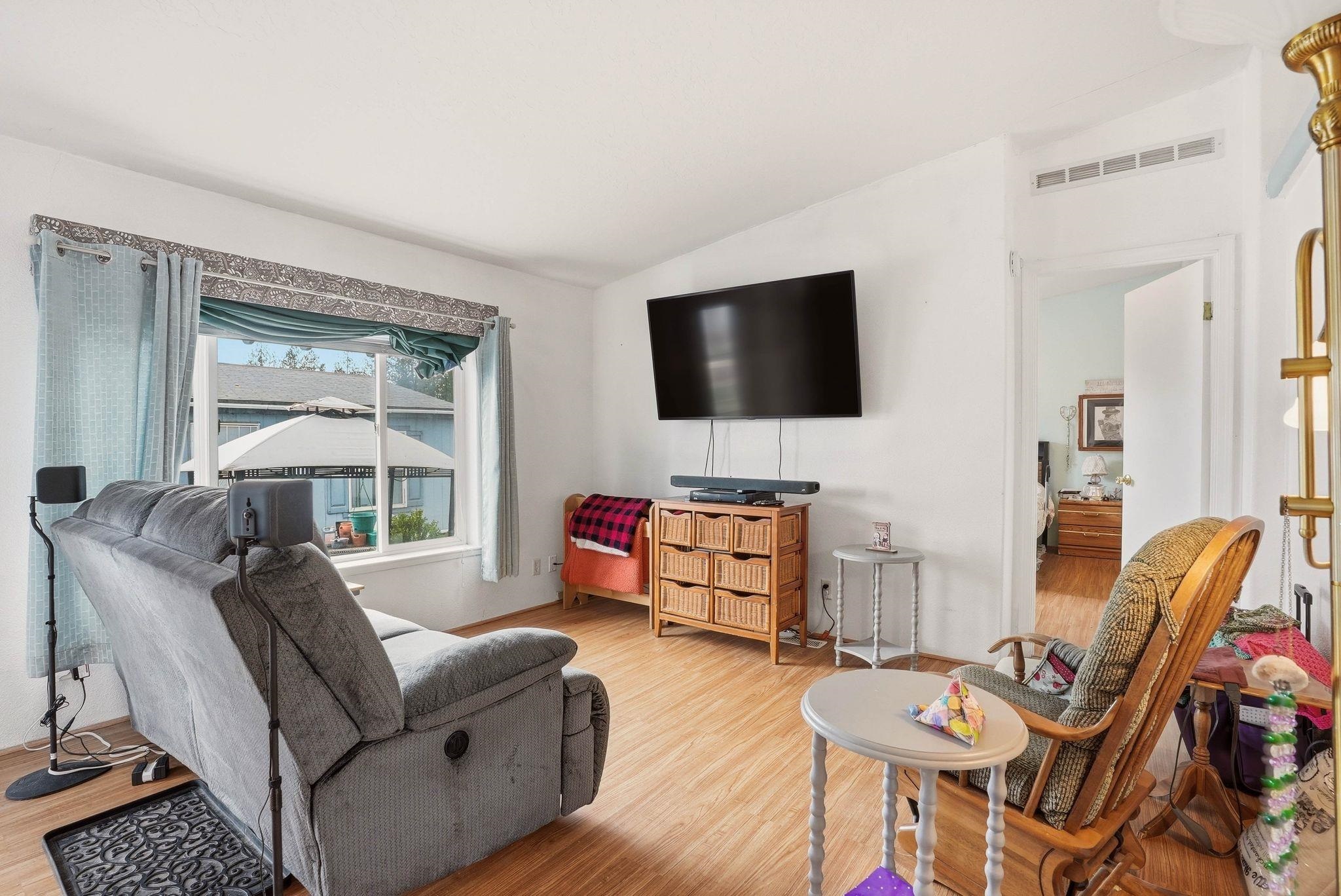 14835 North Dixie Lane Mead, WA 99021 - Photo 5 of 30