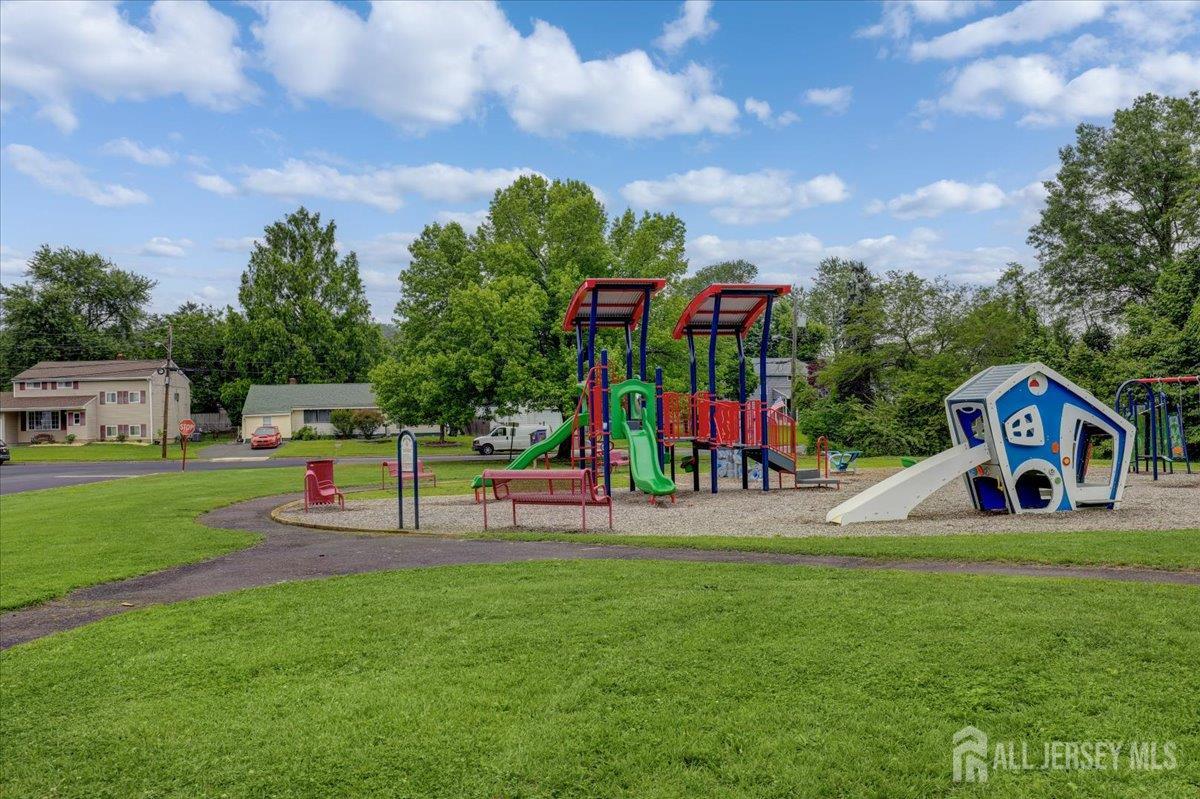 12 Euclid Road Old Bridge, NJ 08879 - Photo 37 of 38