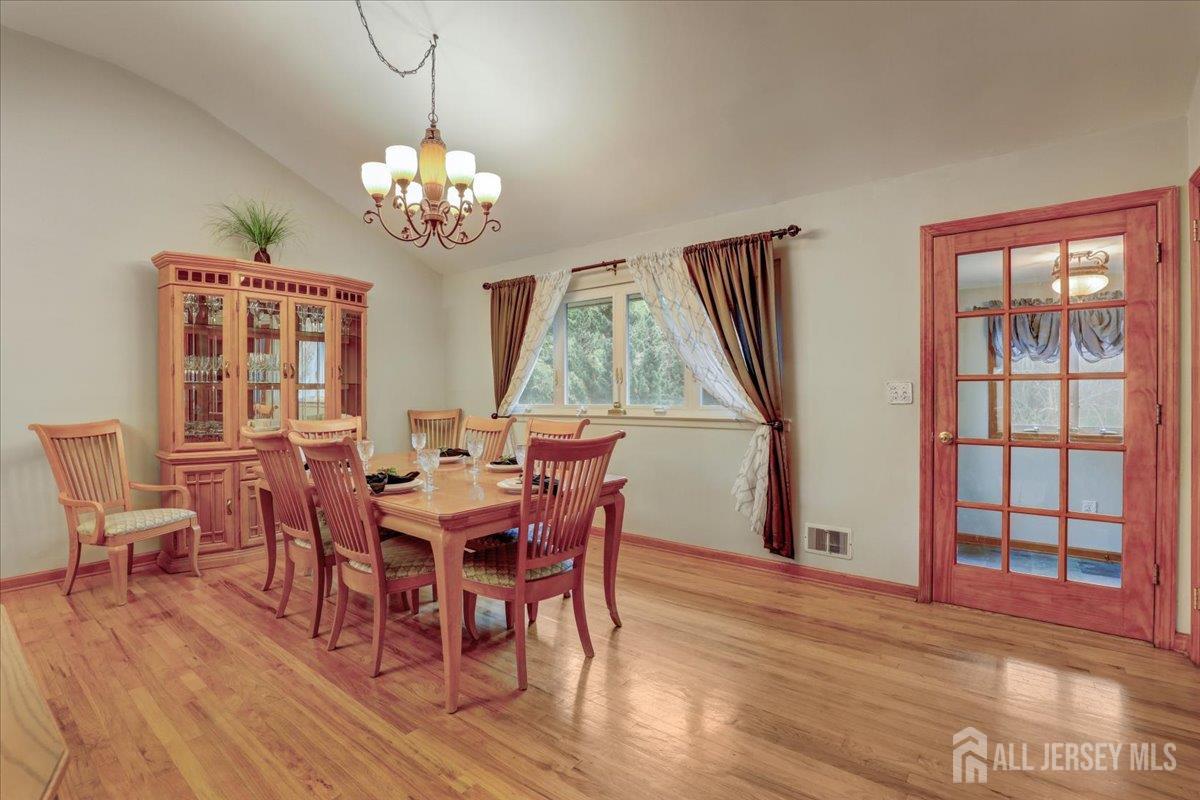 12 Euclid Road Old Bridge, NJ 08879 - Photo 7 of 38