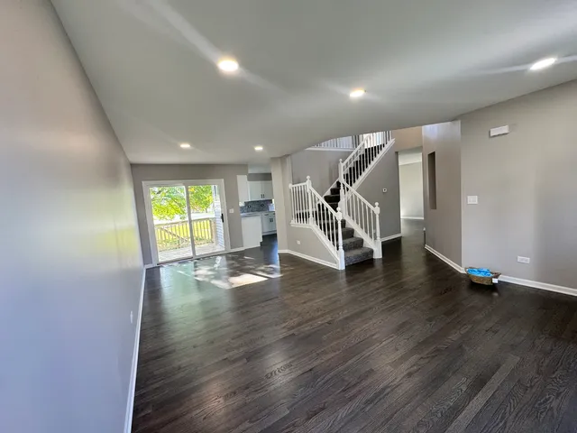 $389,900 | 737 Springwood Drive, Joliet, IL 60431