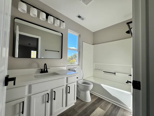 $389,900 | 737 Springwood Drive, Joliet, IL 60431