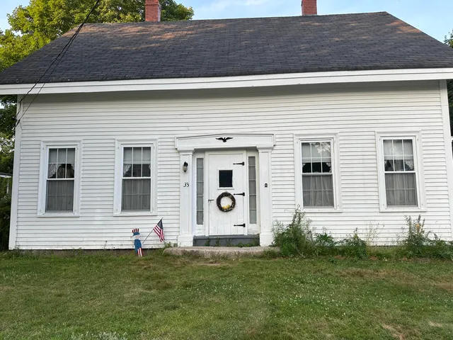 $249,900 | 33 Center Street, Machias, ME 04654