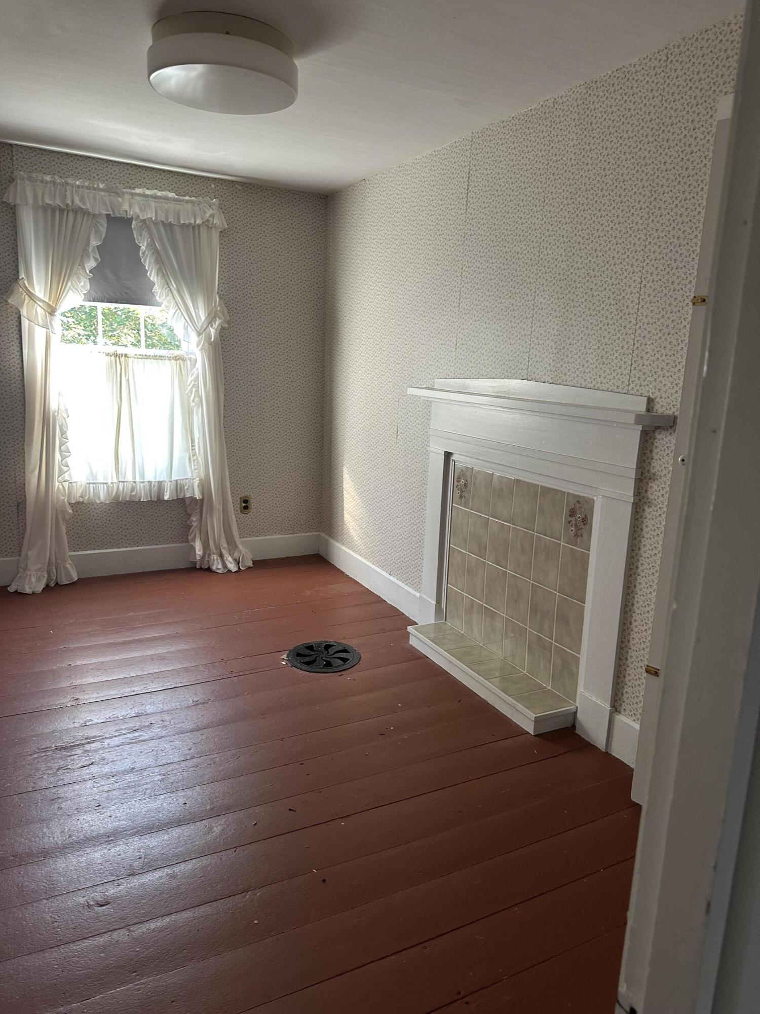 33 Center Street Machias, ME 04654 - Photo 35 of 45 IMG_6679