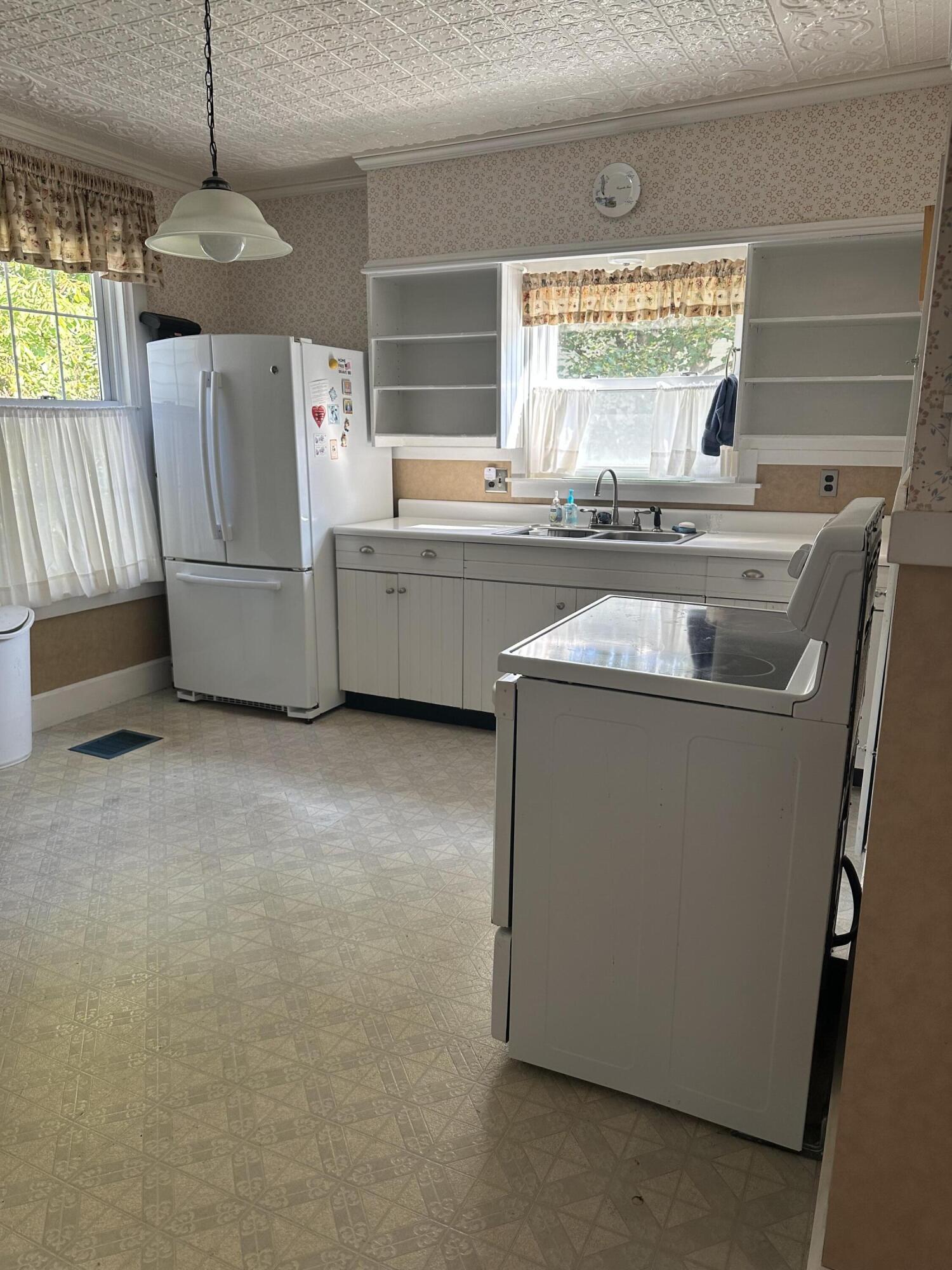 33 Center Street Machias, ME 04654 - Photo 10 of 45 IMG_6654