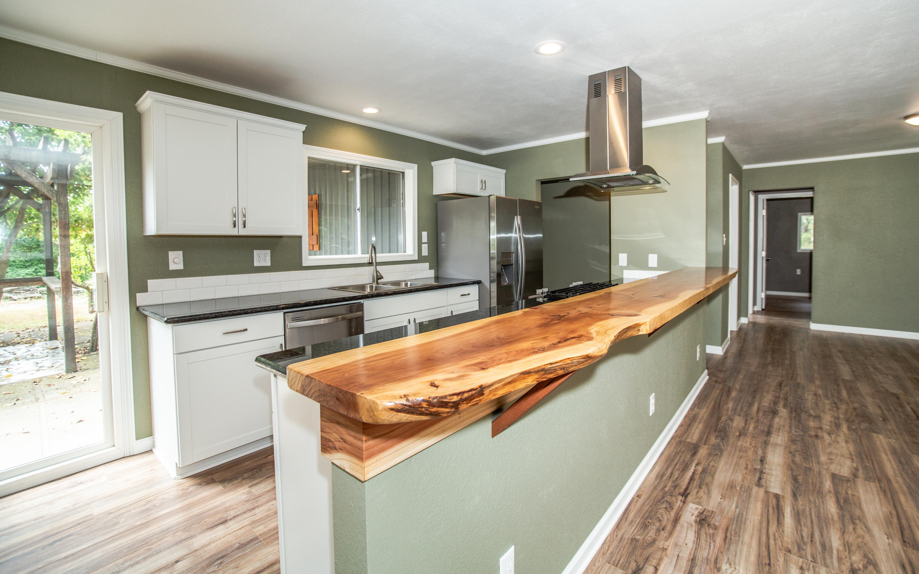10280 Deschutes Road Palo Cedro, CA 96073 - Photo 4 of 29 Kitchen-2