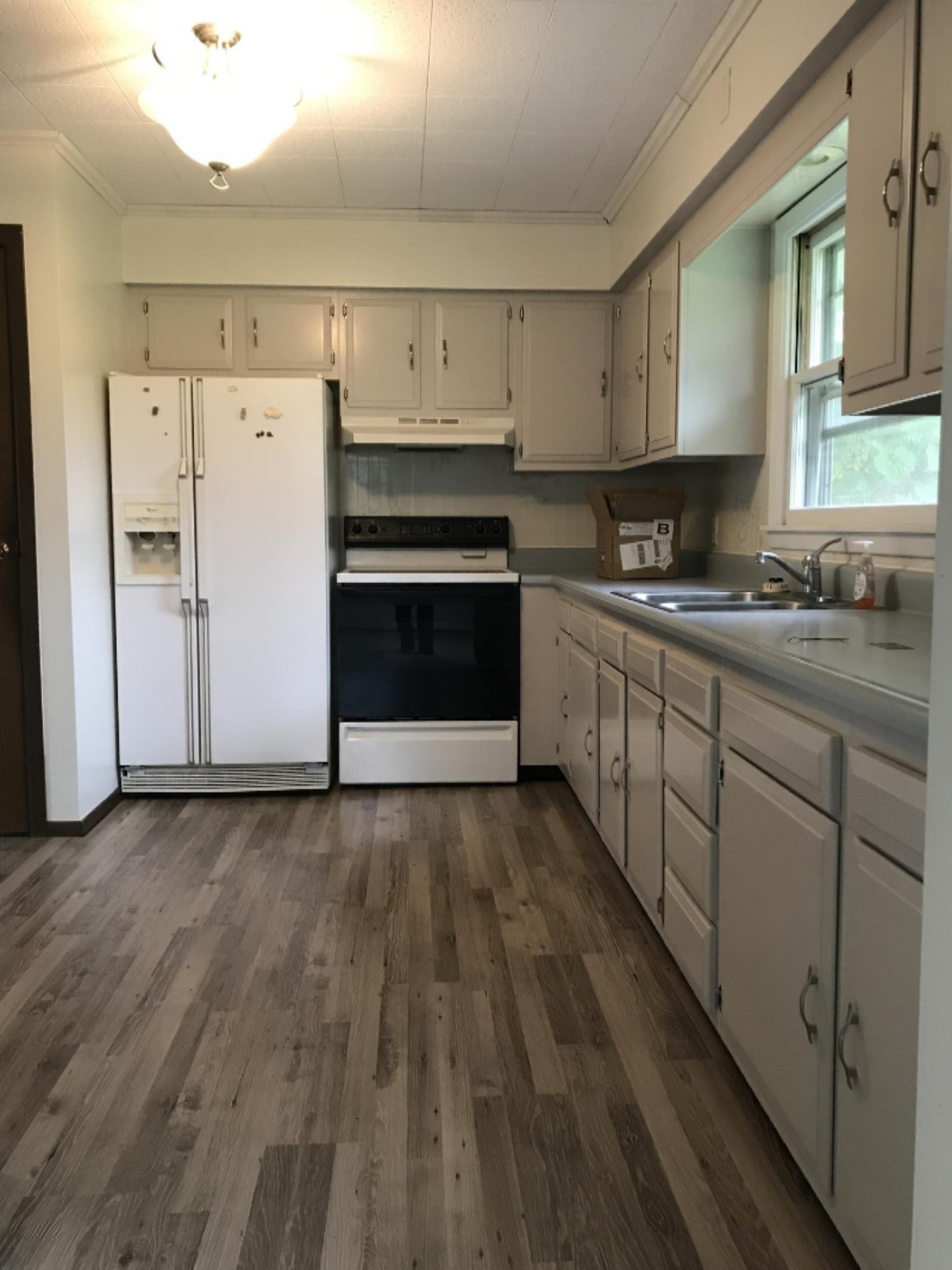 6752 South Mission Road Mount Pleasant, MI 48858 - Photo 3 of 16 IMG_0136
