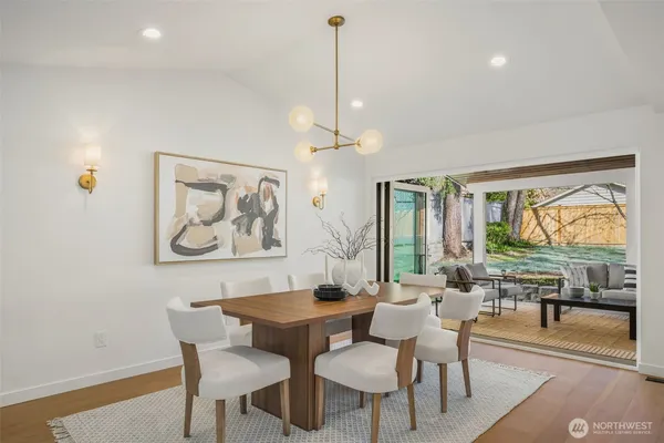 $2,495,000 | 428 164th Avenue Southeast, Bellevue, WA 98008