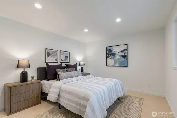 $2,495,000 | 428 164th Avenue Southeast, Bellevue, WA 98008