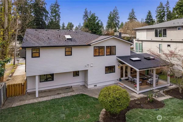 $2,495,000 | 428 164th Avenue Southeast, Bellevue, WA 98008