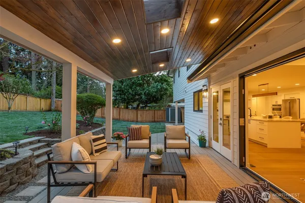 $2,495,000 | 428 164th Avenue Southeast, Bellevue, WA 98008