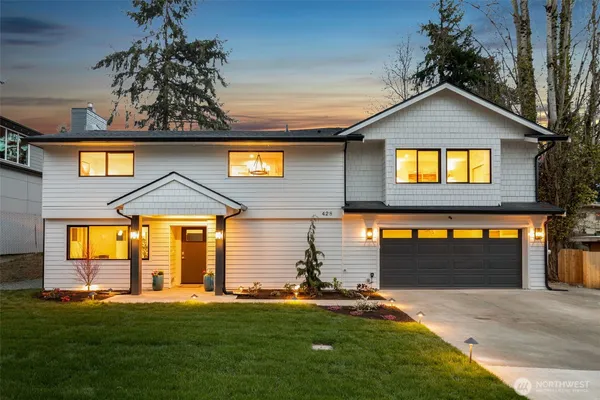 $2,495,000 | 428 164th Avenue Southeast, Bellevue, WA 98008