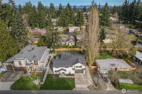 $2,495,000 | 428 164th Avenue Southeast, Bellevue, WA 98008