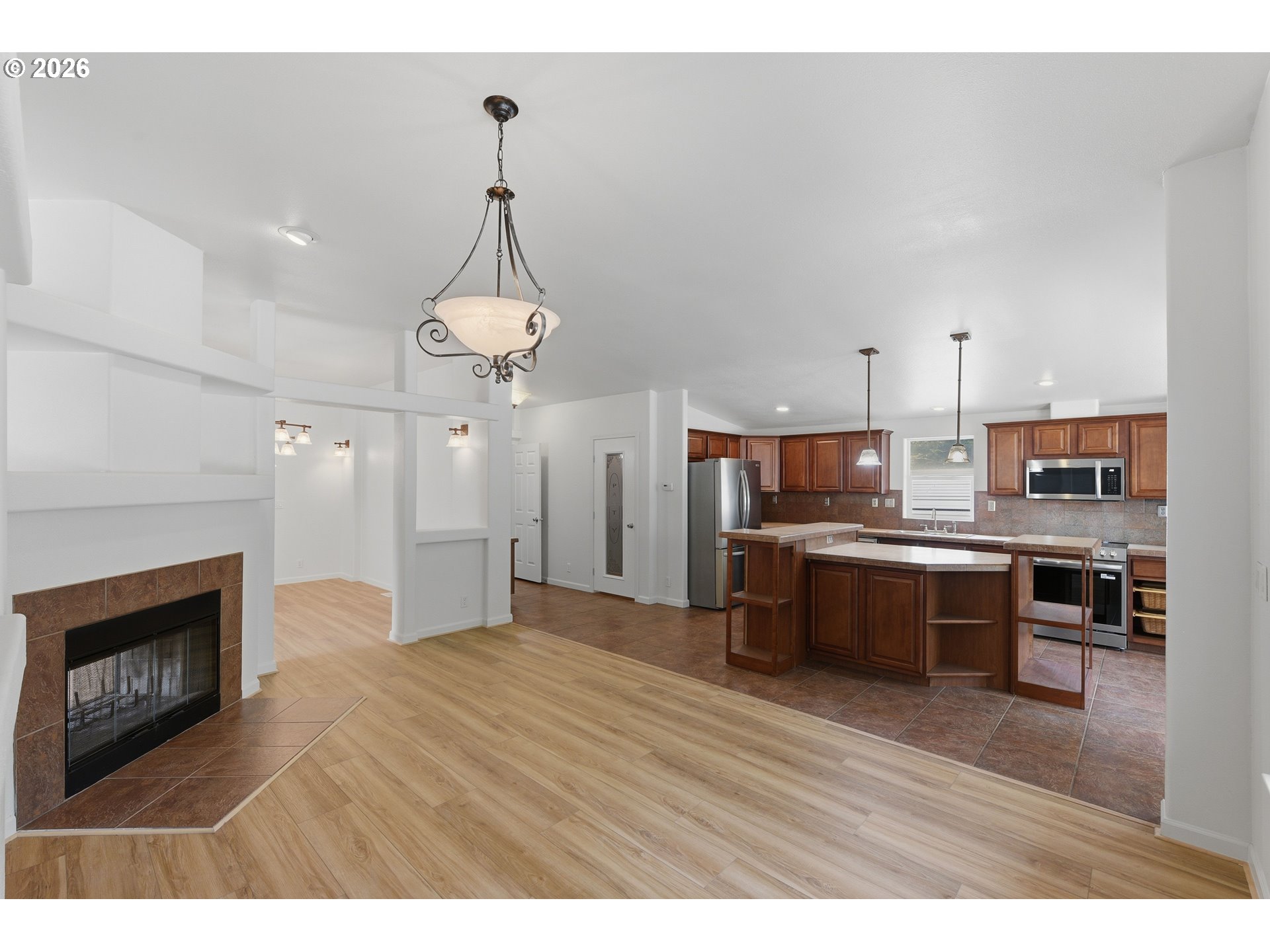 67752 Beaver Loop Road North Bend, OR 97459 - Photo 12 of 48