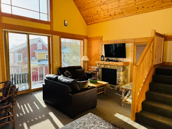 $589,900 | 520 Fjord Trail, Two Harbors, MN 55616
