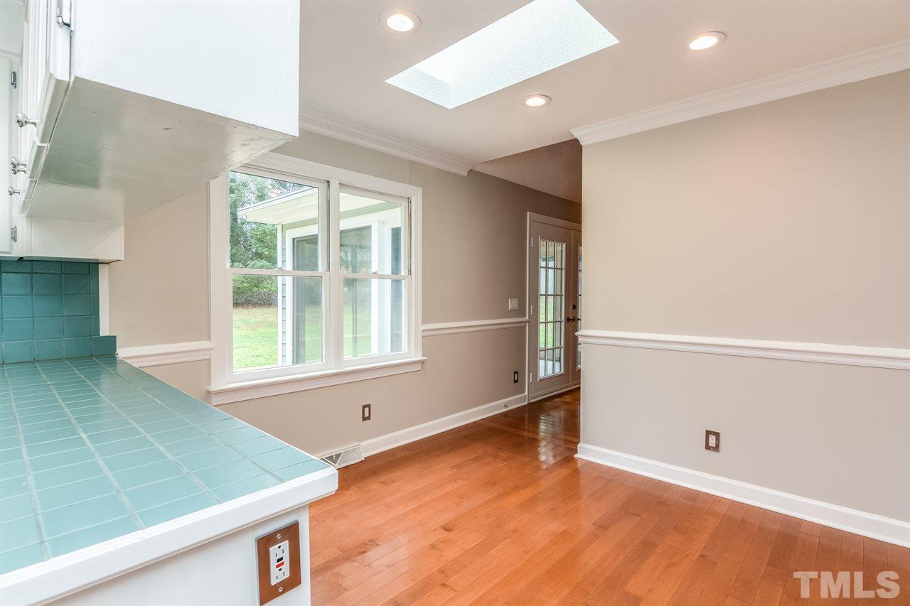 7320 Ridge Grove Court Raleigh, NC 27615 - Photo 7 of 21
