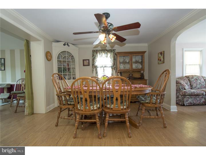 1504 Dorchester Road Havertown, PA 19083 - Photo 5 of 25 Breakfast Room