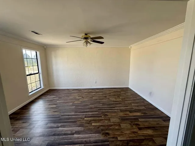 $180,000 | 1838 Dees Road, Batesville, MS 38606