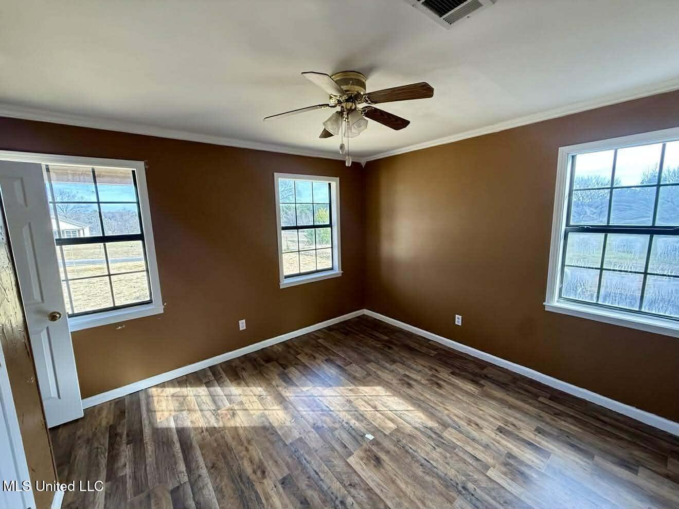 1838 Dees Road Batesville, MS 38606 - Photo 25 of 27 second upstairs bedroom