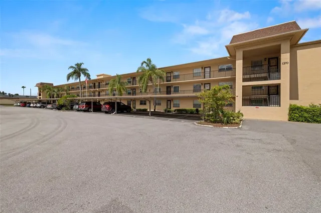 $1,700 | 1370 Heather Ridge Boulevard, Unit 105, Dunedin, FL 34698