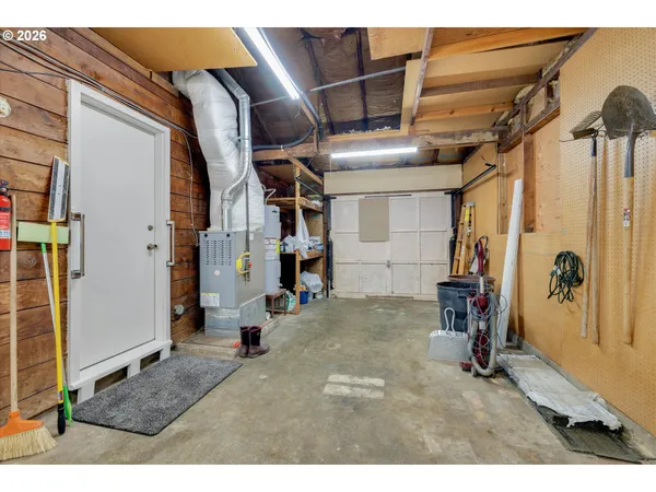 $385,000 | 406 Eastfield Drive, Oregon City, OR 97045