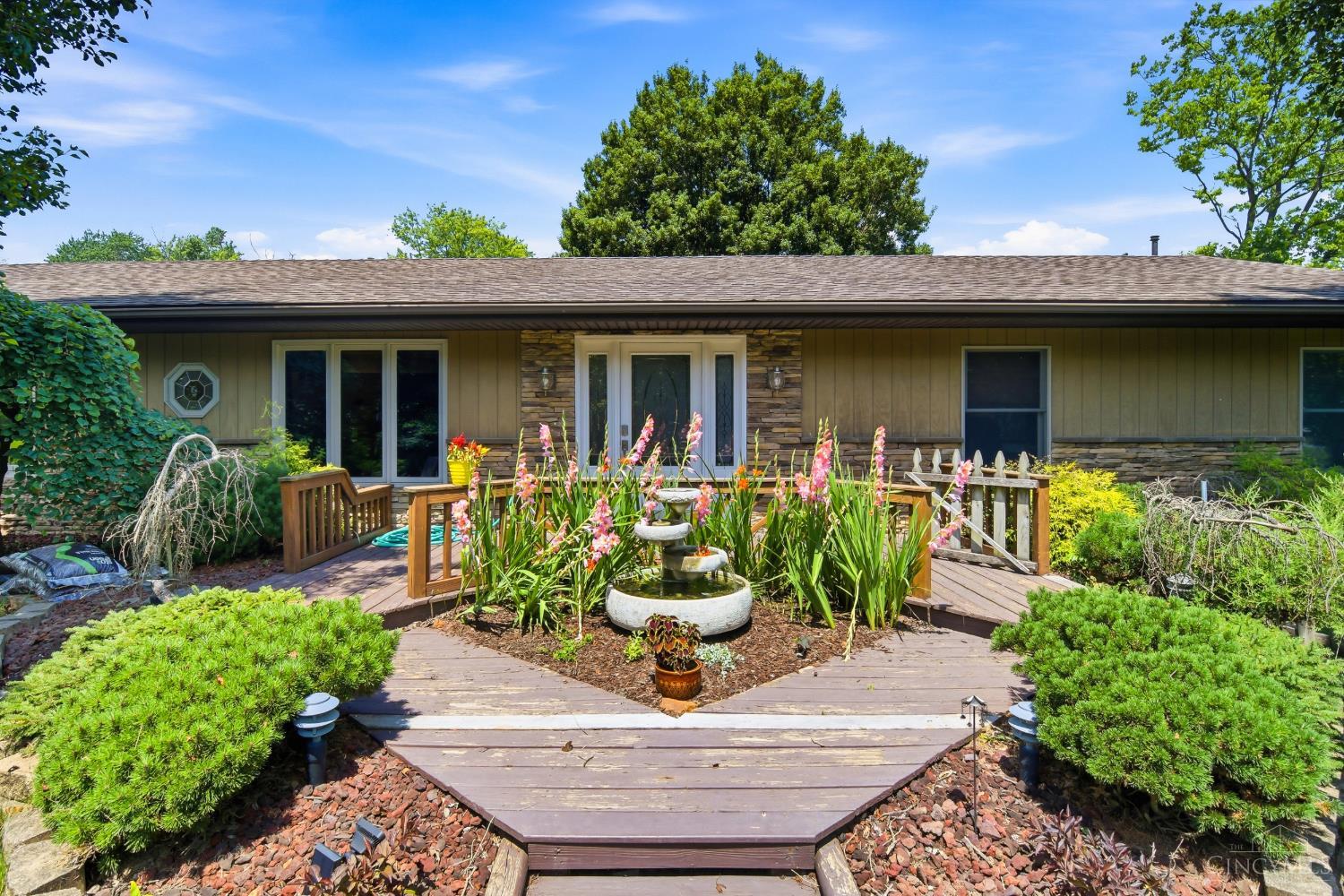 4831 Klatte Road Cincinnati, OH 45244 - Photo 2 of 44