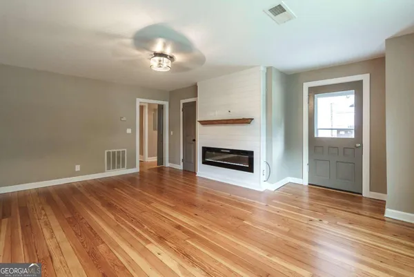 $1,400 | 175 East Main Street, Unit A, Rutledge, GA 30663