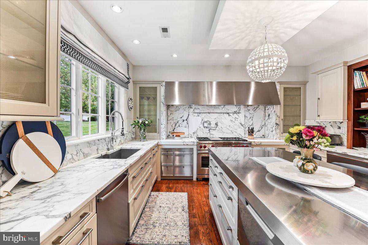 259 Valley Ridge Road Haverford, PA 19041 - Photo 14 of 66