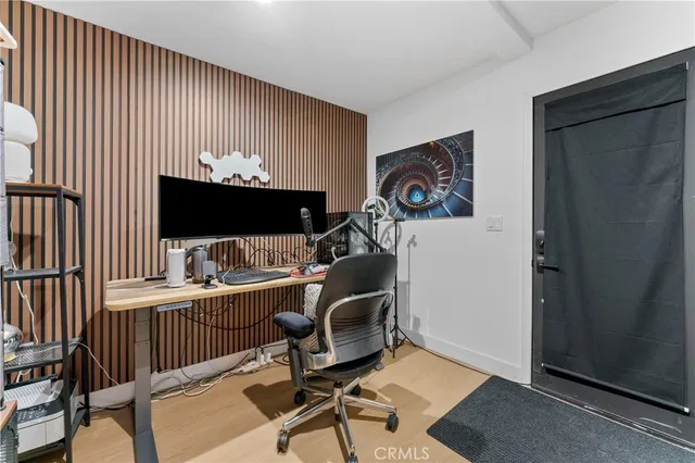 $2,195,000 | 351 South Catalina Street, Los Angeles, CA 90020