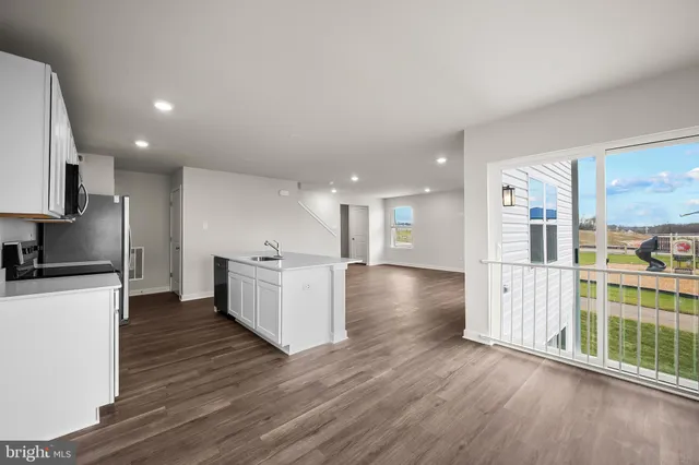 $406,490 | 360 Eclipse Street, Ranson, WV 25438